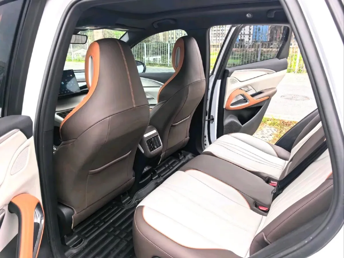 2022 Geely JiaJi 1.5T 177HP L3 7DCT PHEV 15.5KWH,autocango,china used car exporter,china ev exporter,chinese used car exporter,chinese used ev exporter