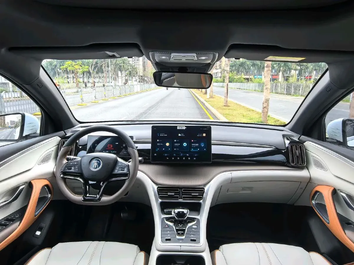 2022 Geely JiaJi 1.5T 177HP L3 7DCT PHEV 15.5KWH,autocango,china used car exporter,china ev exporter,chinese used car exporter,chinese used ev exporter