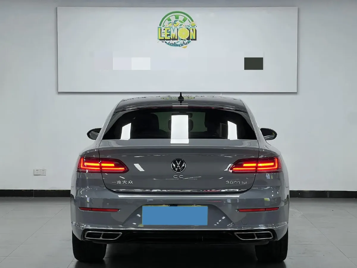 2021 Volkswagen CC 2.0T 220HP L4 7DCT,autocango,china used car exporter,china ev exporter,chinese used car exporter,chinese used ev exporter
