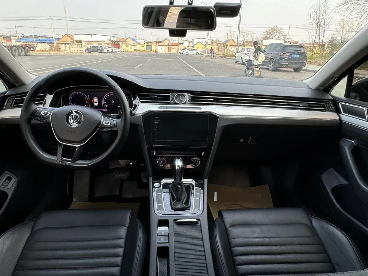 2019 Chevrolet Malibu XL 2.0T 241HP L4 9AT,autocango,china used car exporter,china ev exporter,chinese used car exporter,chinese used ev exporter