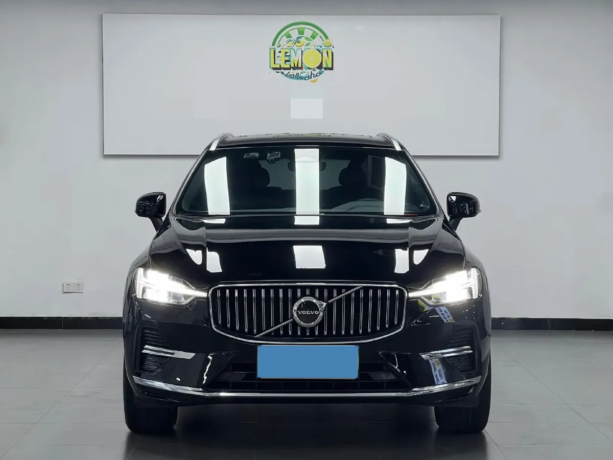 2022 Volvo XC60 2.0T 250HP L4 8AT,autocango,china used car exporter,china ev exporter,chinese used car exporter,chinese used ev exporter
