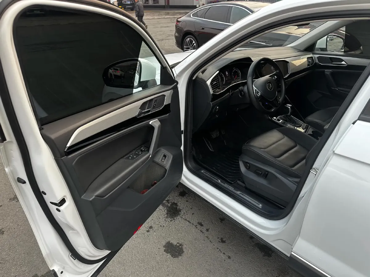 2021 Volkswagen Tayron 1.4T 150HP L4 7DCT,autocango,china used car exporter,china ev exporter,chinese used car exporter,chinese used ev exporter