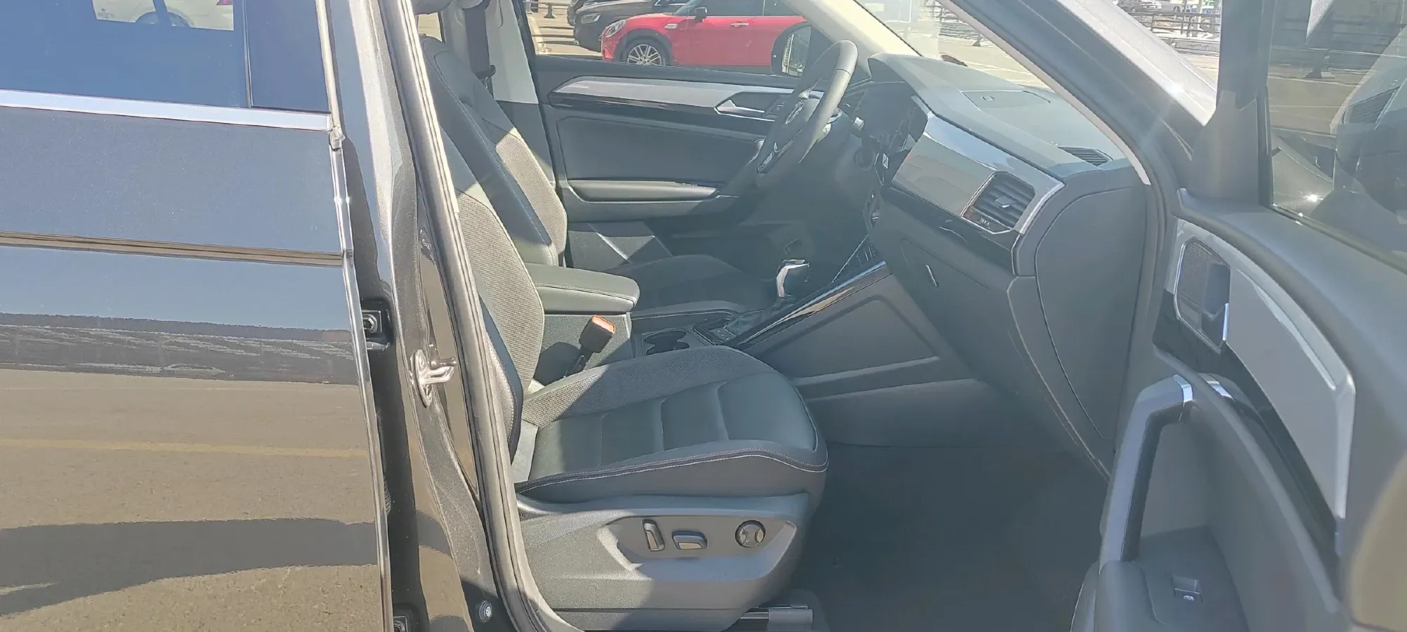 2022 Volkswagen Tayron 1.4T 150HP L4 7DCT,autocango,china used car exporter,china ev exporter,chinese used car exporter,chinese used ev exporter