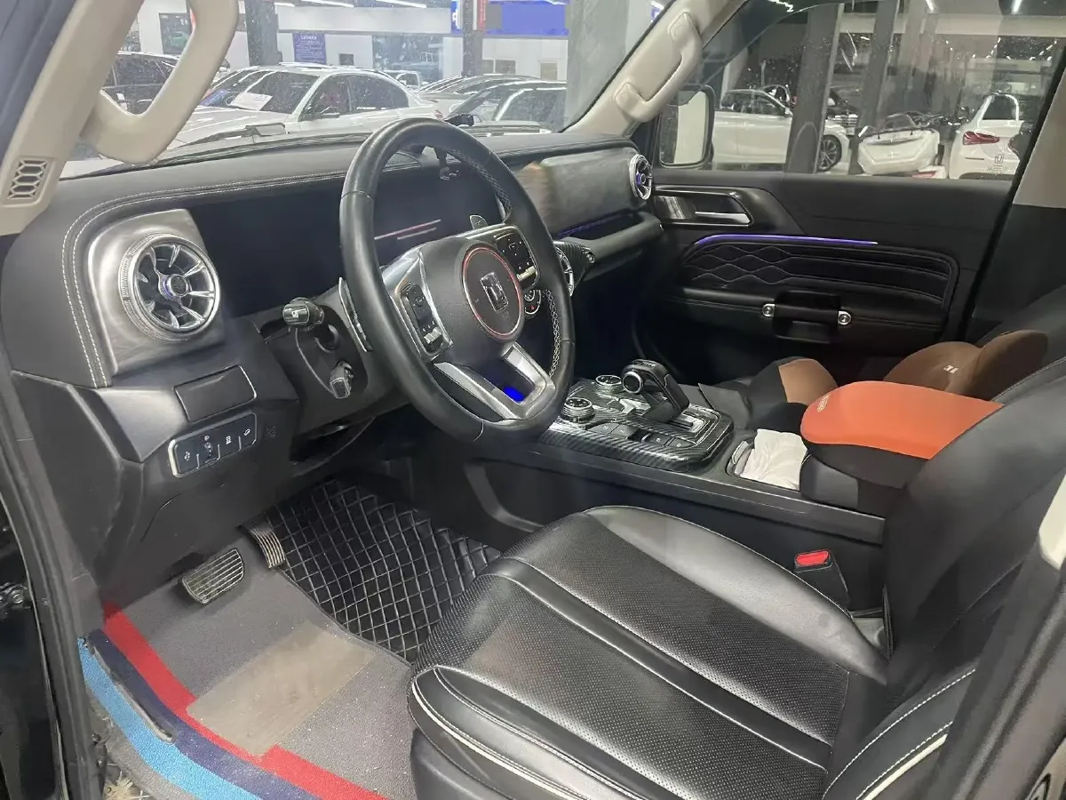 2023 Tank 300 2.0T 227HP L4 8AT,autocango,china used car exporter,china ev exporter,chinese used car exporter,chinese used ev exporter