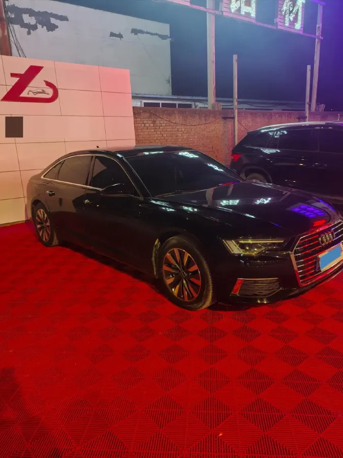 2022 Audi A6L 2.0T 224HP L4 7DCT,autocango,china used car exporter,china ev exporter,chinese used car exporter,chinese used ev exporter