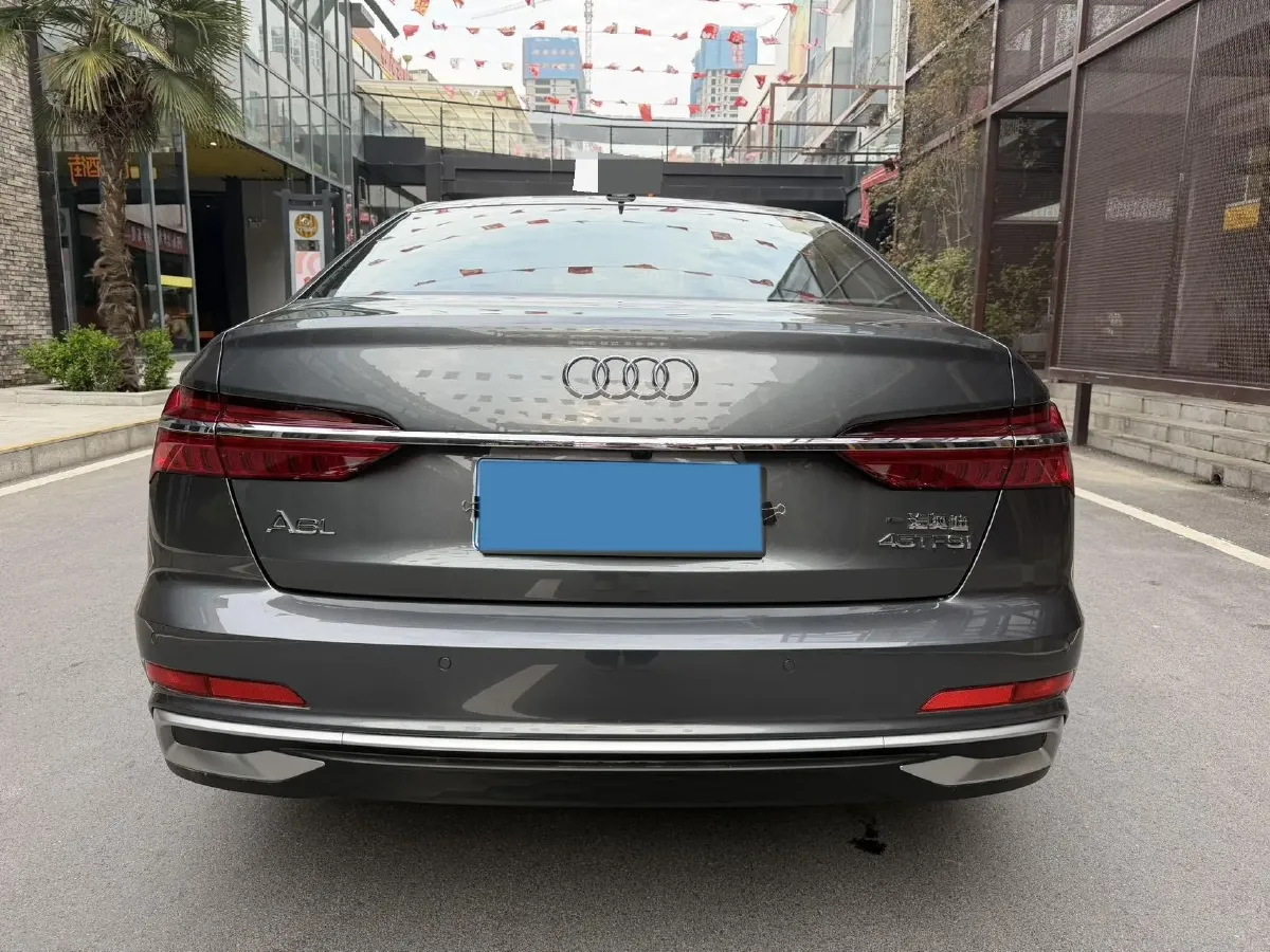 2024 Audi A6L 2.0T 245HP L4 7DCT,autocango,china used car exporter,china ev exporter,chinese used car exporter,chinese used ev exporter