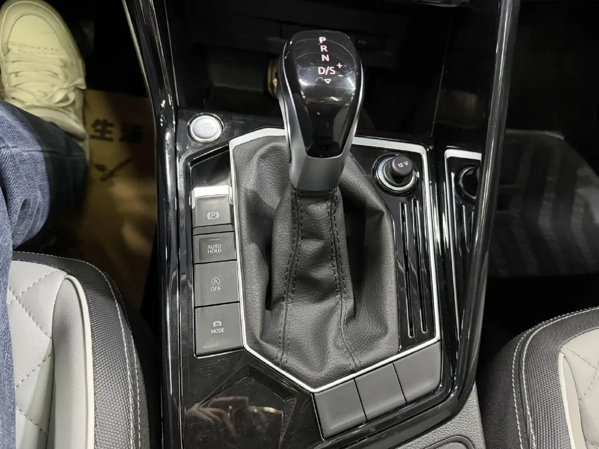 2023 Volkswagen Tayron 1.4T 150HP L4 7DCT,autocango,china used car exporter,china ev exporter,chinese used car exporter,chinese used ev exporter