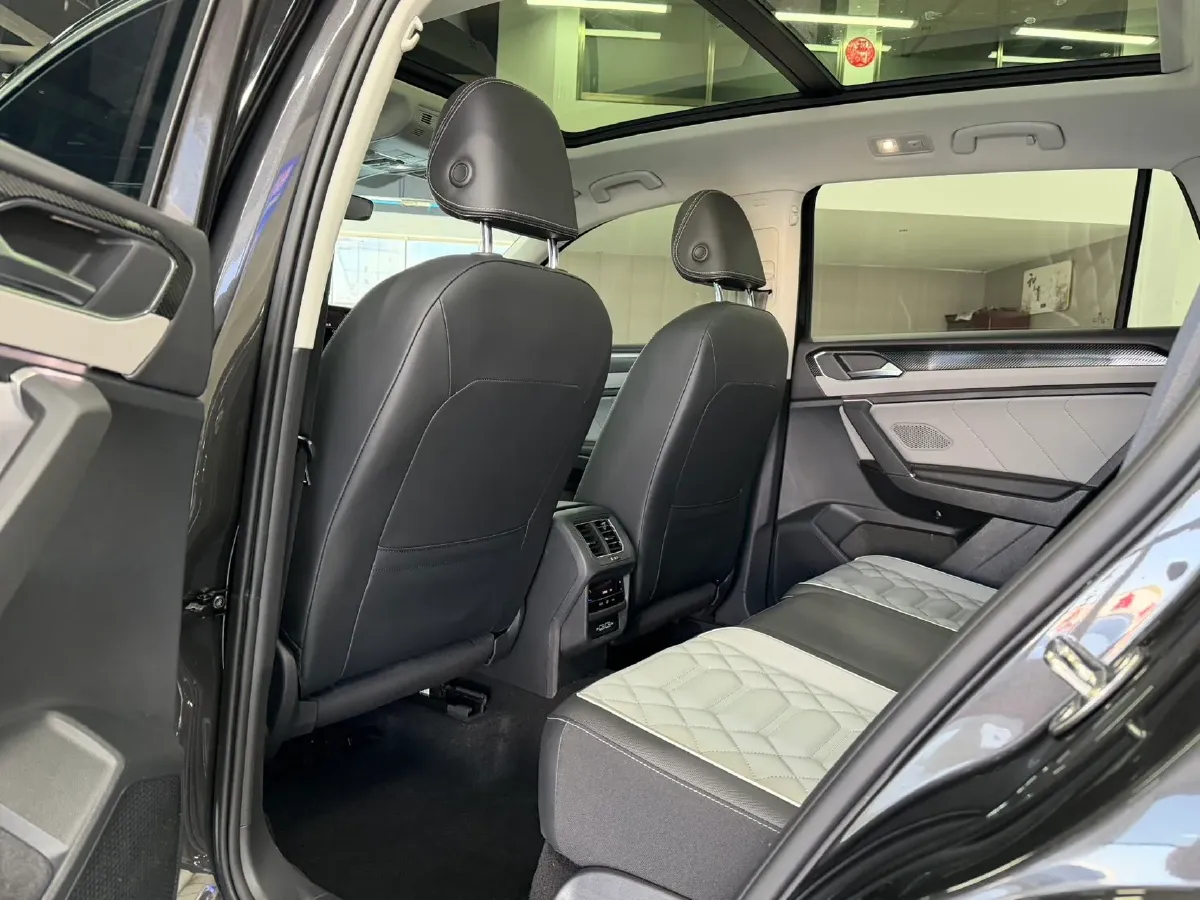 2023 Volkswagen Tayron 1.4T 150HP L4 7DCT,autocango,china used car exporter,china ev exporter,chinese used car exporter,chinese used ev exporter