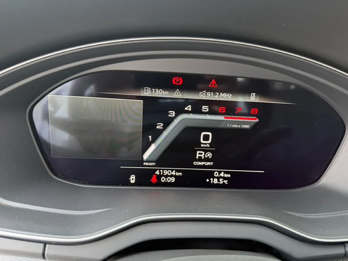 2022 Audi Q5L 2.0T 190HP L4 7DCT,autocango,china used car exporter,china ev exporter,chinese used car exporter,chinese used ev exporter