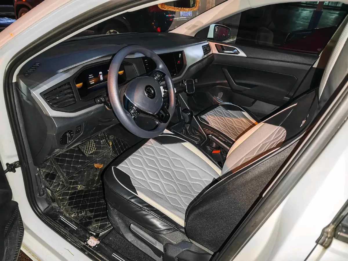 2023 Volkswagen Polo 1.5L 113HP L4 6AT,autocango,china used car exporter,china ev exporter,chinese used car exporter,chinese used ev exporter