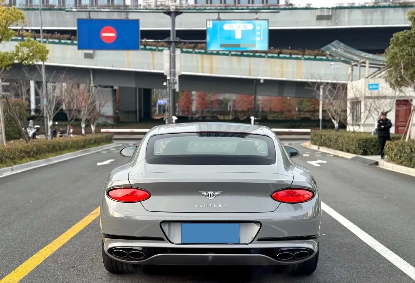 2020 Bentley Continental 4.0T 549HP V8 8DCT,autocango,china used car exporter,china ev exporter,chinese used car exporter,chinese used ev exporter