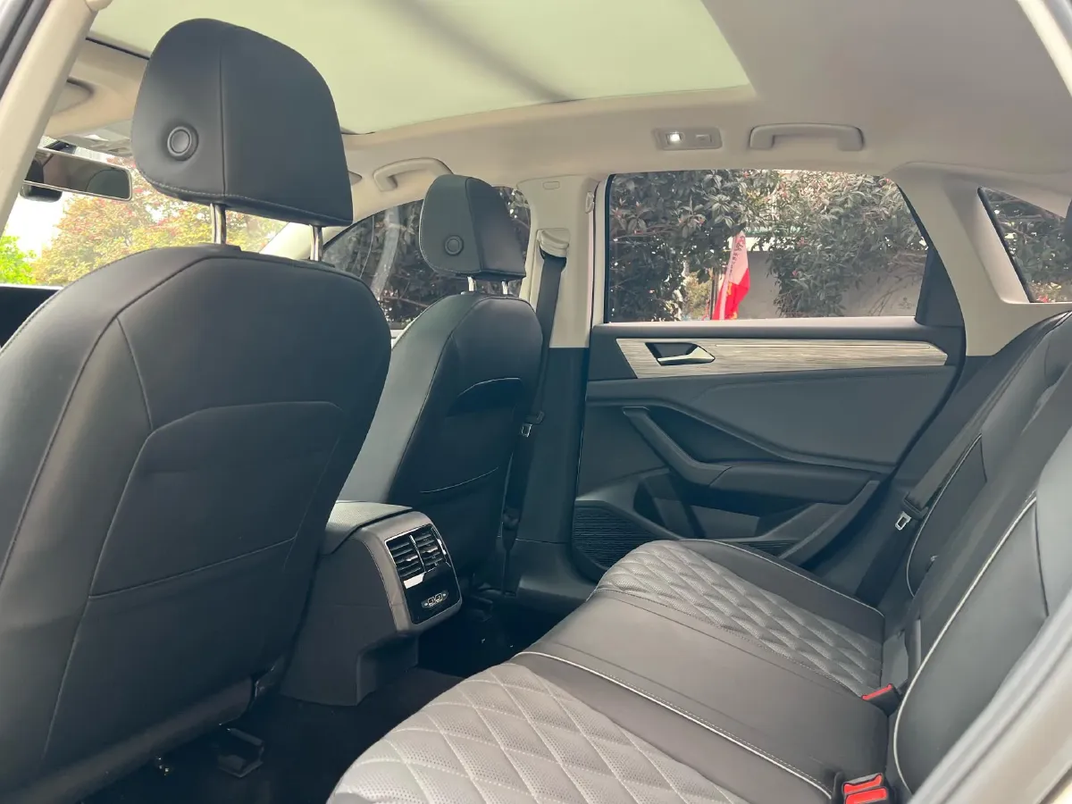 2023 Volkswagen Sagitar 1.4T 150HP L4 7DCT,autocango,china used car exporter,china ev exporter,chinese used car exporter,chinese used ev exporter