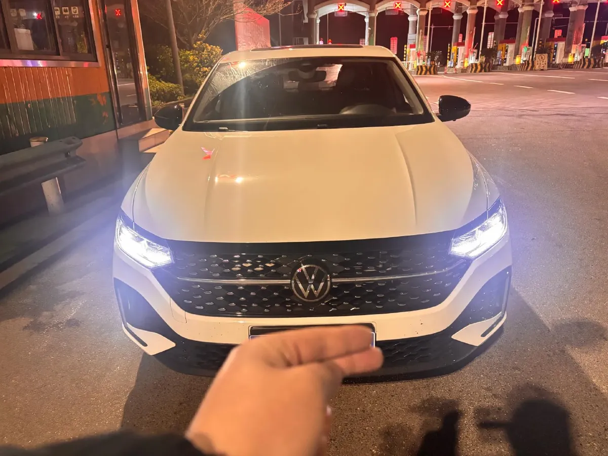 2024 Volkswagen Lavida 1.5T 160HP L4 7DCT,autocango,china used car exporter,china ev exporter,chinese used car exporter,chinese used ev exporter