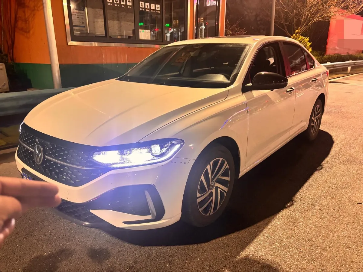 2024 Volkswagen Lavida 1.5T 160HP L4 7DCT,autocango,china used car exporter,china ev exporter,chinese used car exporter,chinese used ev exporter