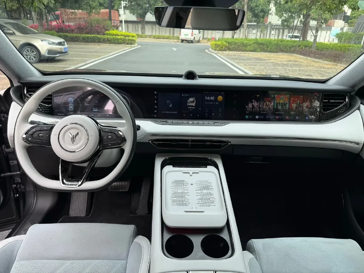 2025 Voyah FREE 1.5T 150HP L4 REEV 43KWH,autocango,china used car exporter,china ev exporter,chinese used car exporter,chinese used ev exporter