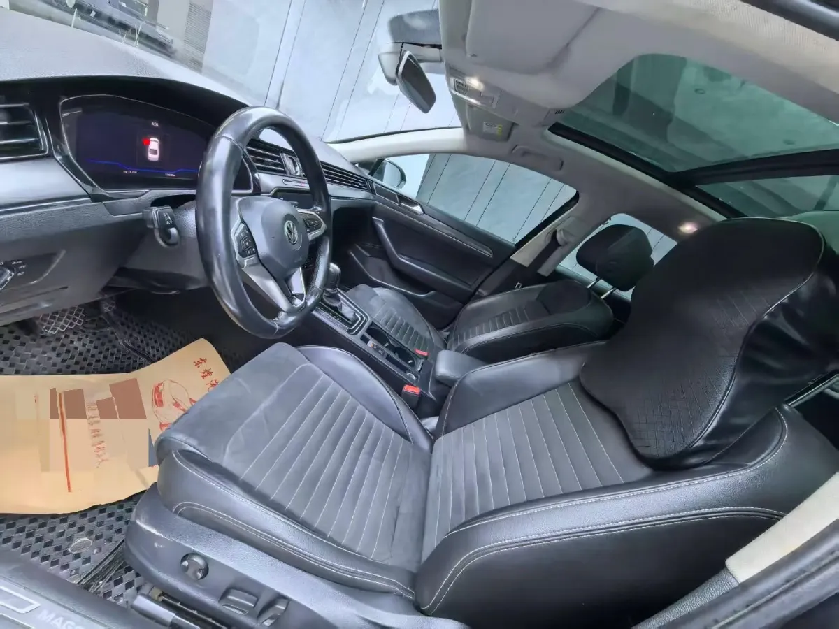 2020 Volkswagen Magotan 2.0T 186HP L4 7DCT,autocango,china used car exporter,china ev exporter,chinese used car exporter,chinese used ev exporter