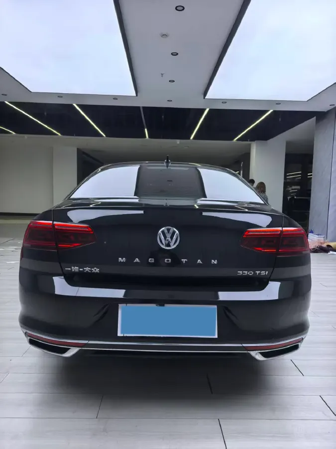 2020 Volkswagen Magotan 2.0T 186HP L4 7DCT,autocango,china used car exporter,china ev exporter,chinese used car exporter,chinese used ev exporter