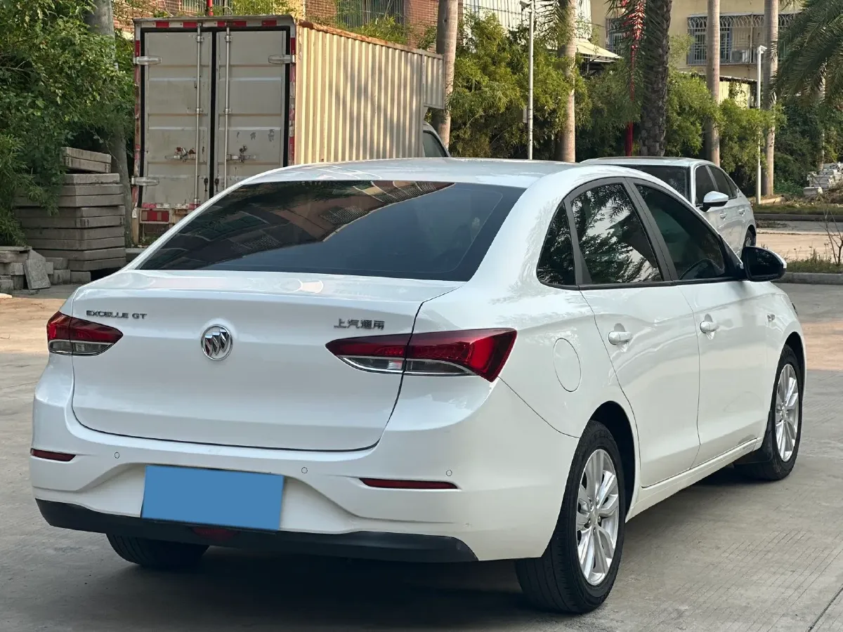 2021 Buick Excelle 1.5L 113HP L4 6AT,autocango,china used car exporter,china ev exporter,chinese used car exporter,chinese used ev exporter