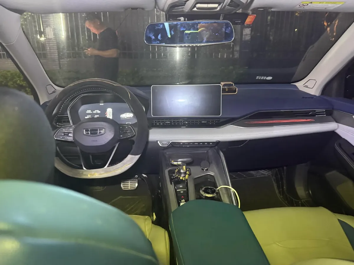 2021 Geely Preface 2.0T 190HP L4 7DCT,autocango,china used car exporter,china ev exporter,chinese used car exporter,chinese used ev exporter