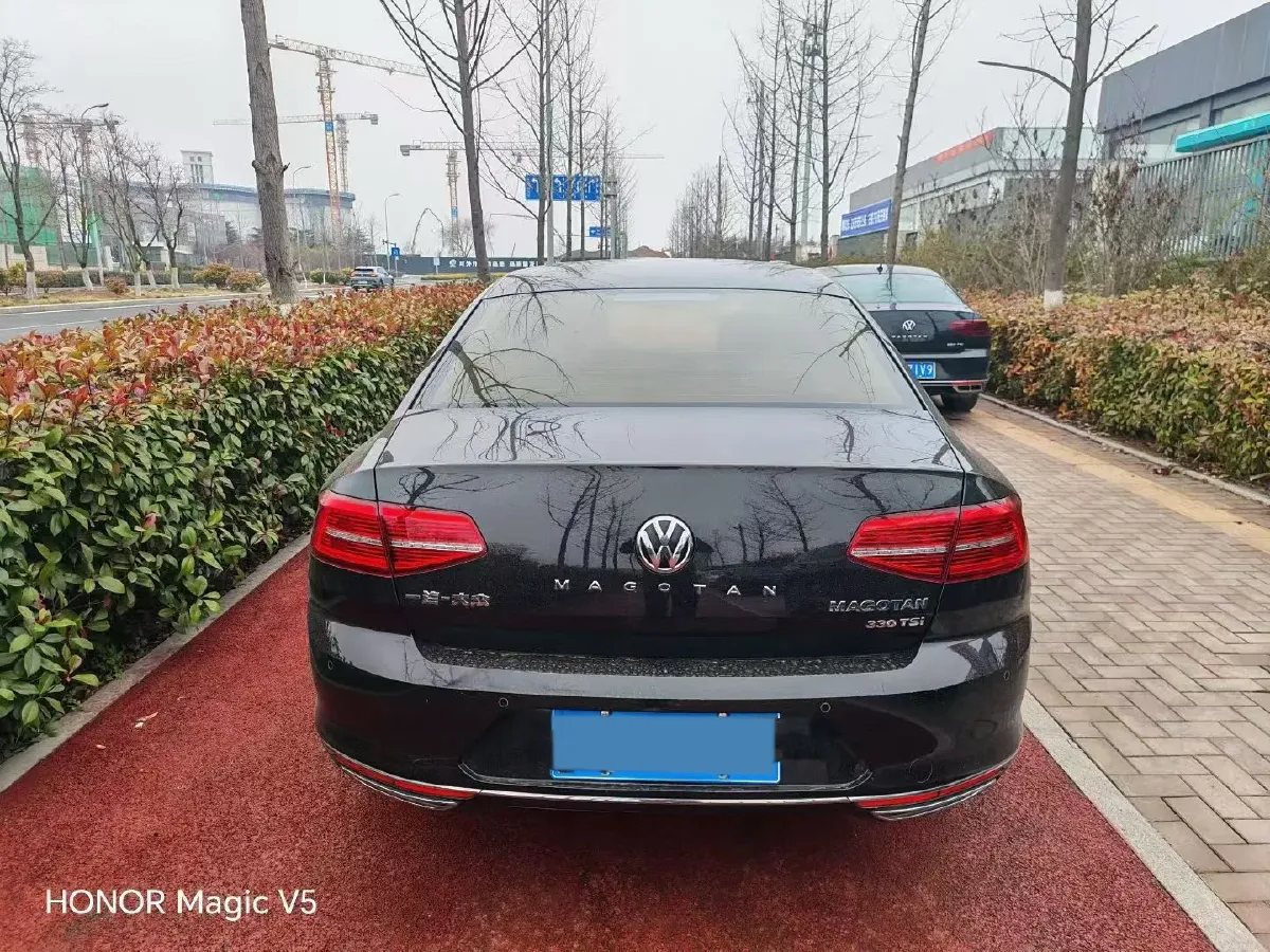 2020 Volkswagen Magotan 2.0T 186HP L4 7DCT,autocango,china used car exporter,china ev exporter,chinese used car exporter,chinese used ev exporter
