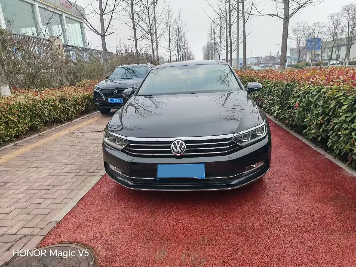2020 Volkswagen Magotan 2.0T 186HP L4 7DCT,autocango,china used car exporter,china ev exporter,chinese used car exporter,chinese used ev exporter