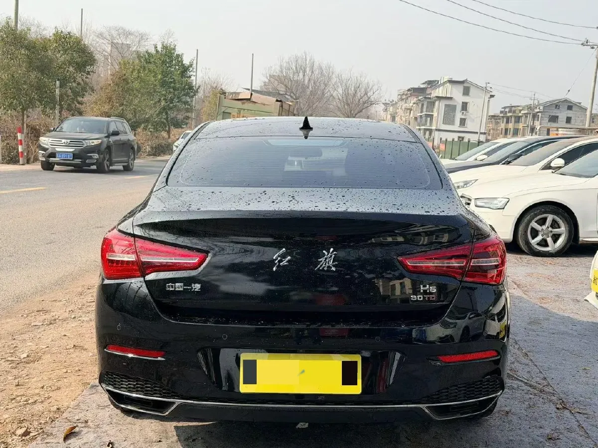 2020 HongQi H5 1.5T 169HP L4 7DCT,autocango,china used car exporter,china ev exporter,chinese used car exporter,chinese used ev exporter