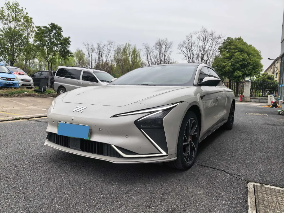 2022 IM L7 BEV 90KWH,autocango,china used car exporter,china ev exporter,chinese used car exporter,chinese used ev exporter