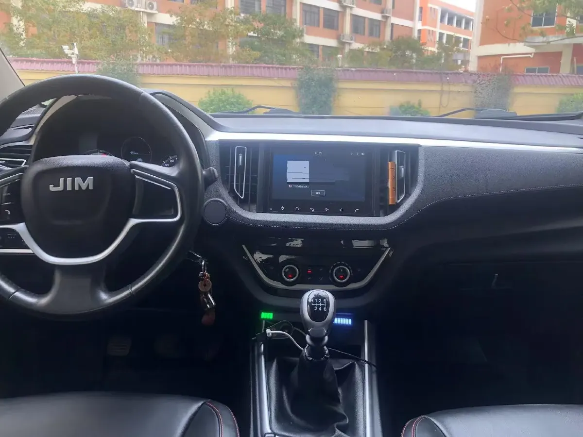 2019 Isuzu LingTuo 2.5T 129HP L4 6MT,autocango,china used car exporter,china ev exporter,chinese used car exporter,chinese used ev exporter