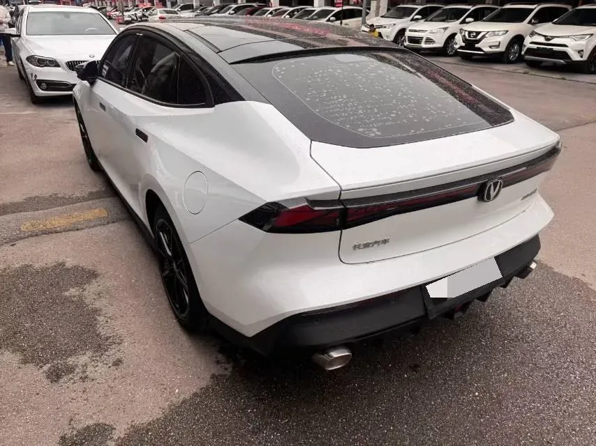 2023 ChangAn UNI-V 1.5T 188HP L4 7DCT,autocango,china used car exporter,china ev exporter,chinese used car exporter,chinese used ev exporter