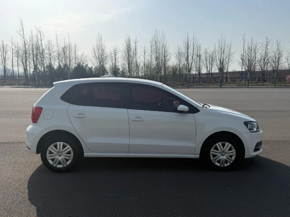 2016 Volkswagen Polo 1.4L 90HP L4 5MT,autocango,china used car exporter,china ev exporter,chinese used car exporter,chinese used ev exporter