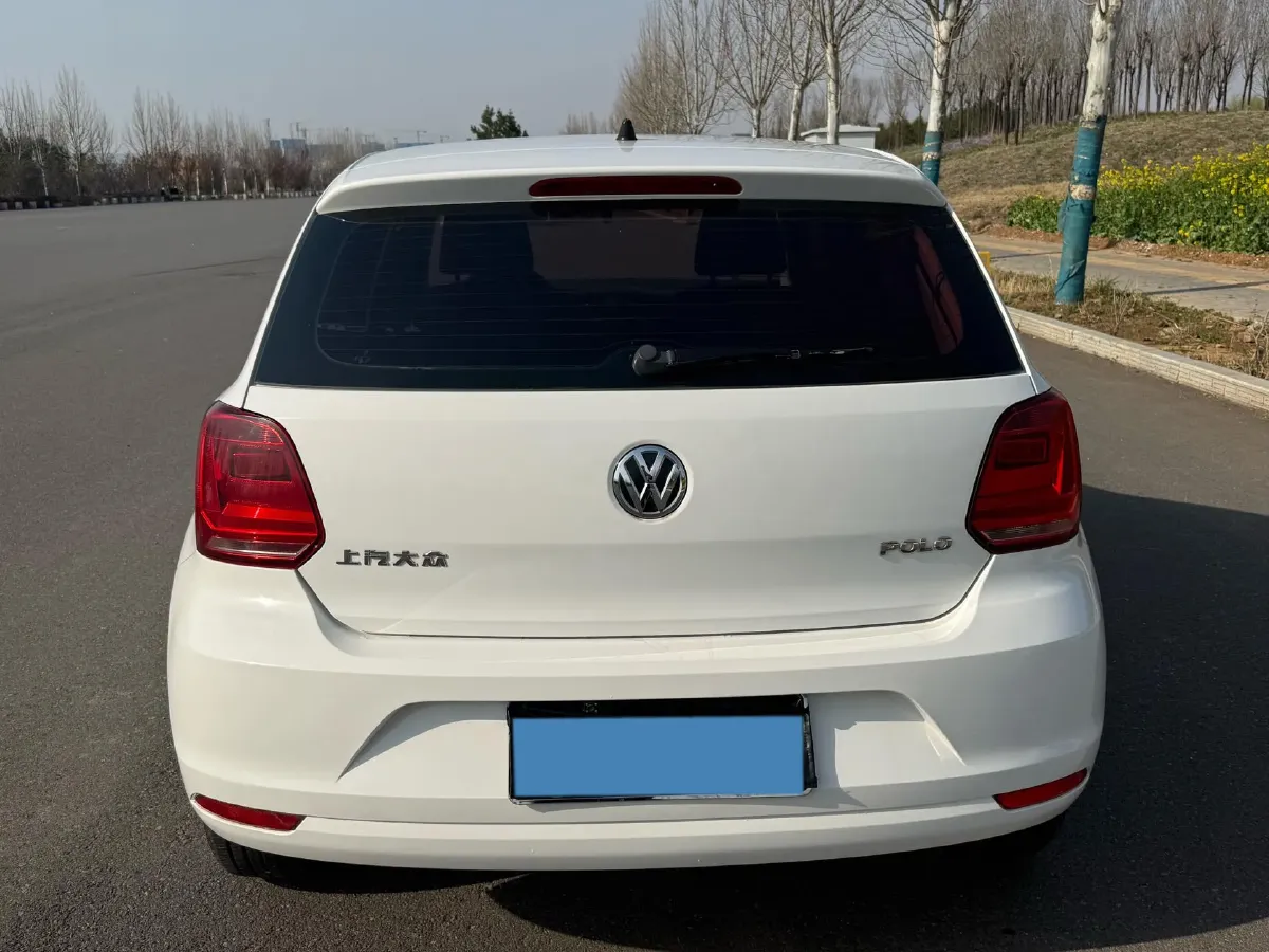 2016 Volkswagen Polo 1.4L 90HP L4 5MT,autocango,china used car exporter,china ev exporter,chinese used car exporter,chinese used ev exporter