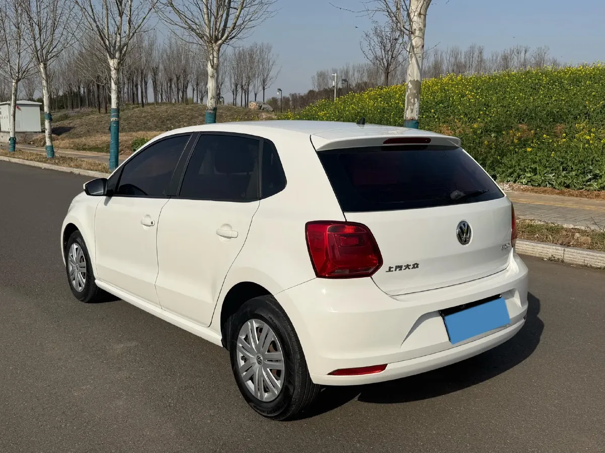 2016 Volkswagen Polo 1.4L 90HP L4 5MT,autocango,china used car exporter,china ev exporter,chinese used car exporter,chinese used ev exporter