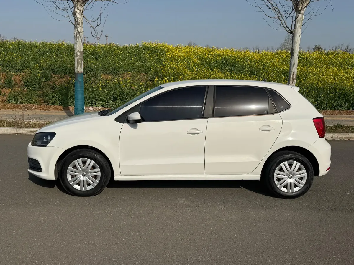 2016 Volkswagen Polo 1.4L 90HP L4 5MT,autocango,china used car exporter,china ev exporter,chinese used car exporter,chinese used ev exporter