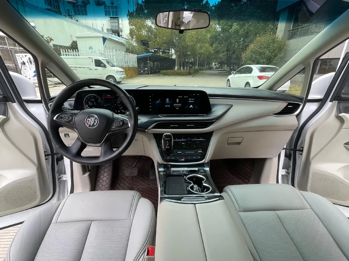 2022 Buick GL8 2.0T 237HP L4 9AT,autocango,china used car exporter,china ev exporter,chinese used car exporter,chinese used ev exporter