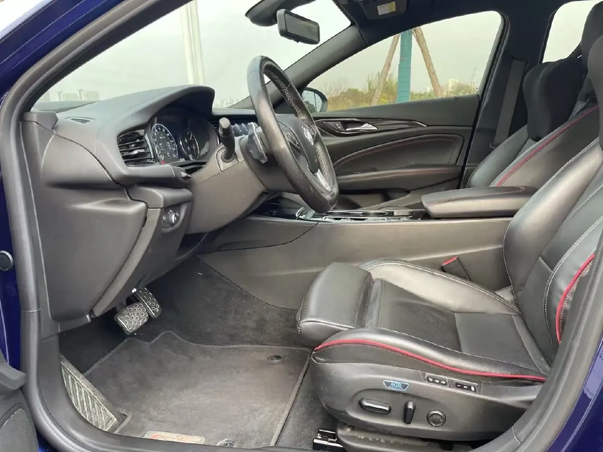 2020 Buick Regal 2.0T 237HP L4 9AT,autocango,china used car exporter,china ev exporter,chinese used car exporter,chinese used ev exporter