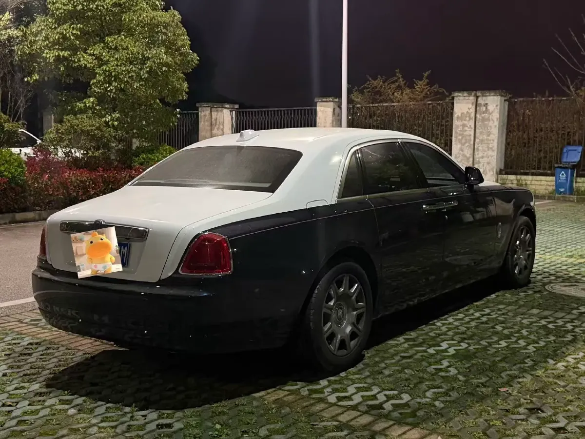 2018 Rolls-Royce Ghost 6.6T 571HP V12 8AT,autocango,china used car exporter,china ev exporter,chinese used car exporter,chinese used ev exporter