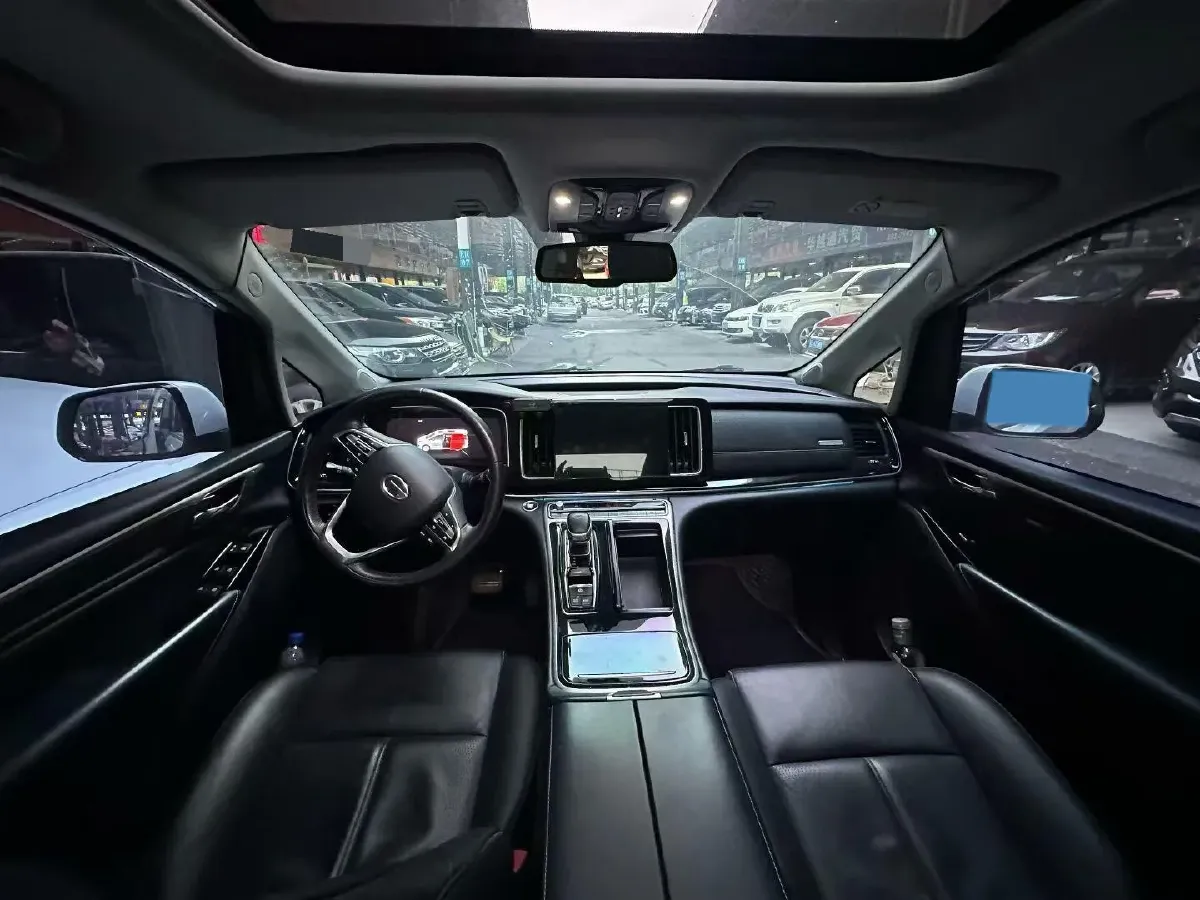 2021 GAC Trumpchi M8 2.0T 252HP L4 8AT,autocango,china used car exporter,china ev exporter,chinese used car exporter,chinese used ev exporter