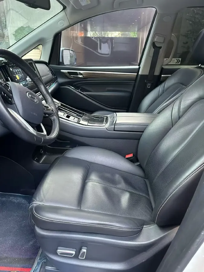 2021 GAC Trumpchi M8 2.0T 252HP L4 8AT,autocango,china used car exporter,china ev exporter,chinese used car exporter,chinese used ev exporter