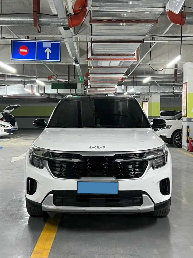 2023 Kia Seltos 1.5L 115HP L4 CVT,autocango,china used car exporter,china ev exporter,chinese used car exporter,chinese used ev exporter