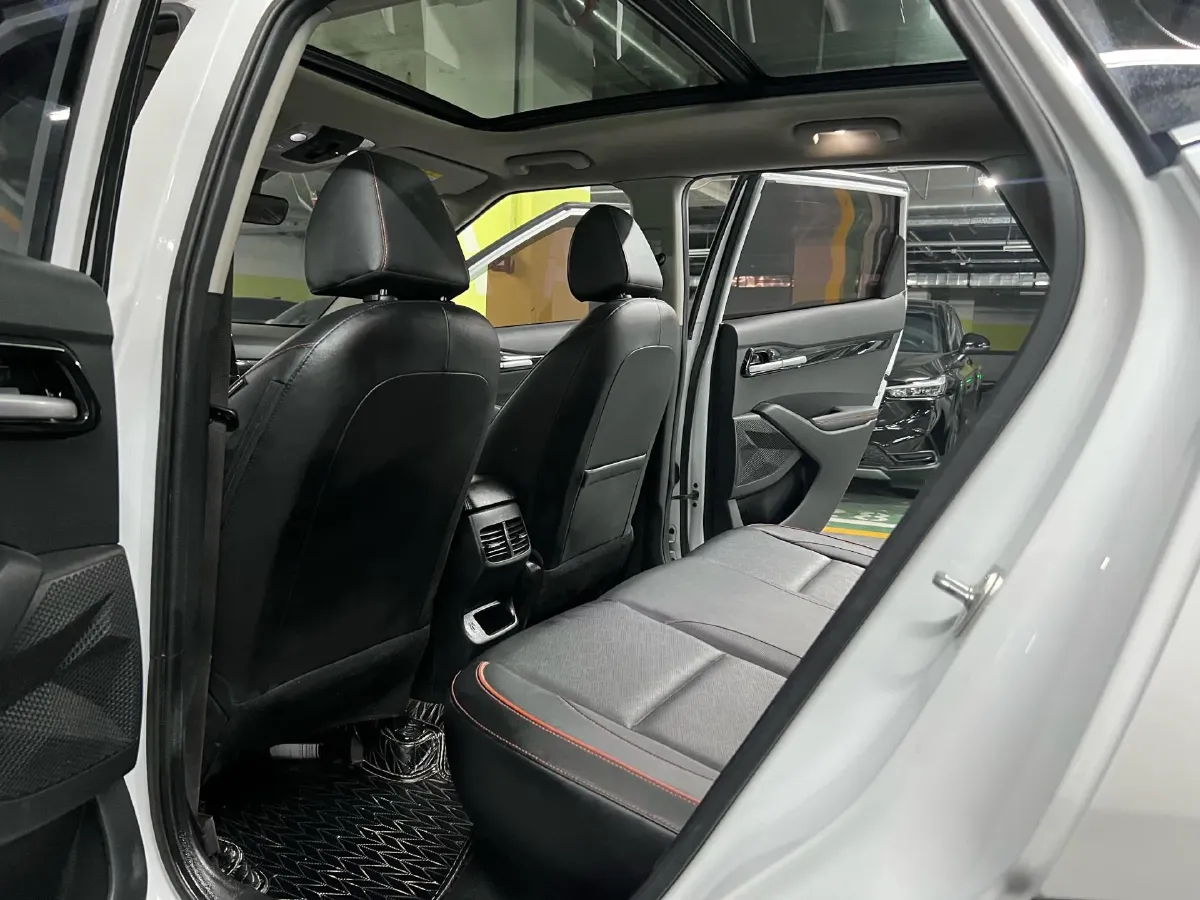 2023 Kia Seltos 1.5L 115HP L4 CVT,autocango,china used car exporter,china ev exporter,chinese used car exporter,chinese used ev exporter