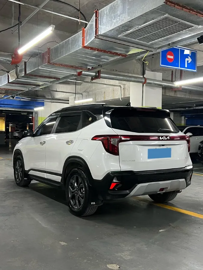 2023 Kia Seltos 1.5L 115HP L4 CVT,autocango,china used car exporter,china ev exporter,chinese used car exporter,chinese used ev exporter