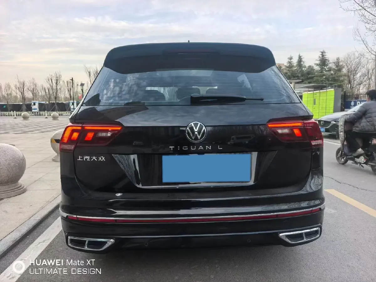 2025 Volkswagen Tiguan L 2.0T 186HP L4 7DCT,autocango,china used car exporter,china ev exporter,chinese used car exporter,chinese used ev exporter