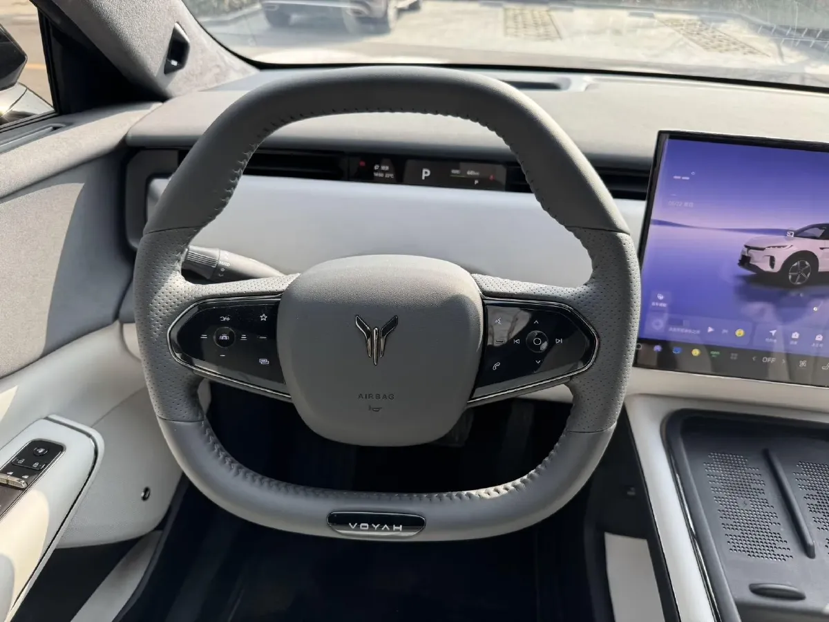 2024 Voyah ZhiYin BEV 109KWH,autocango,china used car exporter,china ev exporter,chinese used car exporter,chinese used ev exporter