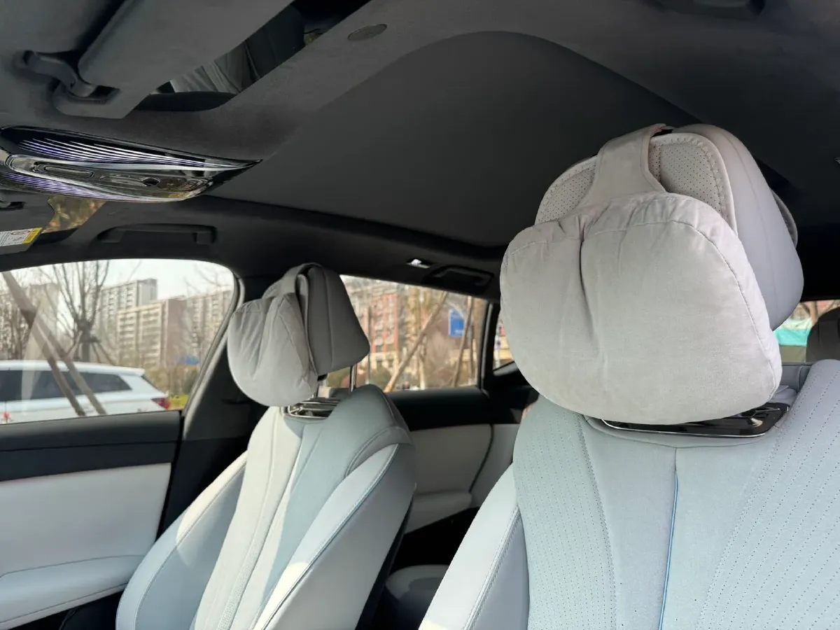 2024 Voyah ZhiYin BEV 109KWH,autocango,china used car exporter,china ev exporter,chinese used car exporter,chinese used ev exporter