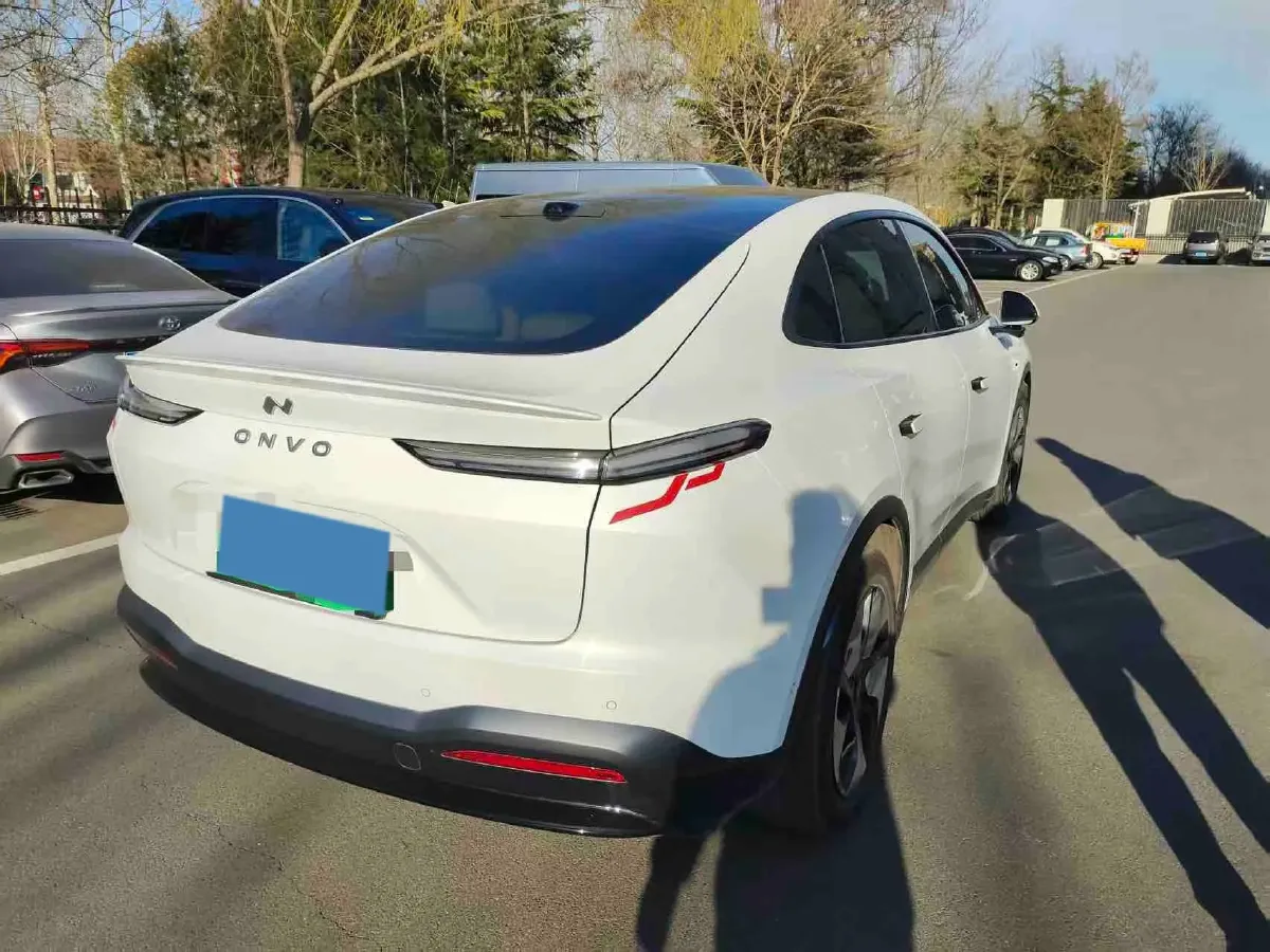 2024 ONVO L60 BEV 60KWH,autocango,china used car exporter,china ev exporter,chinese used car exporter,chinese used ev exporter