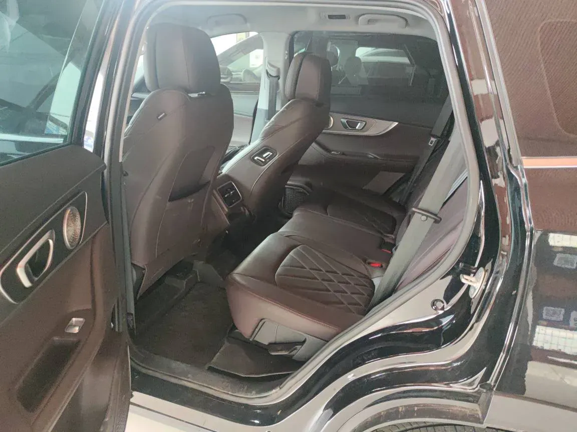 2025 Chery Tiggo 8 PRO 1.6T 197HP L4 7DCT,autocango,china used car exporter,china ev exporter,chinese used car exporter,chinese used ev exporter