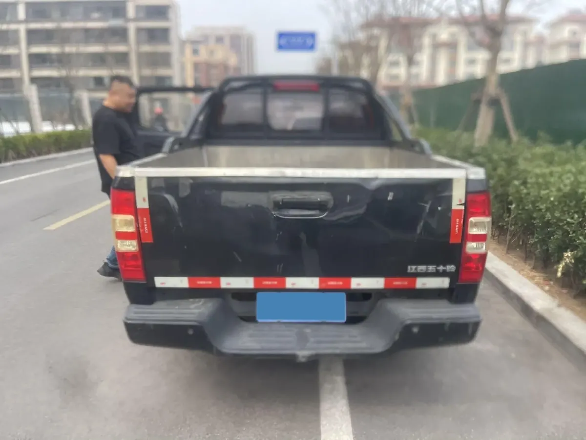 2018 Isuzu RE-MAX Jim 2.8T 116HP L4 5MT,autocango,china used car exporter,china ev exporter,chinese used car exporter,chinese used ev exporter