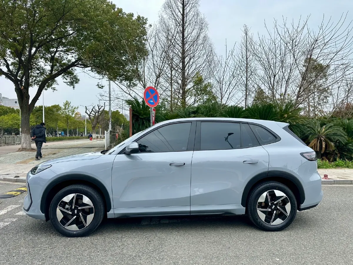 2024 LanDian E5 1.5L 110HP L4 E-CVT PHEV 17.52KWH,autocango,china used car exporter,china ev exporter,chinese used car exporter,chinese used ev exporter