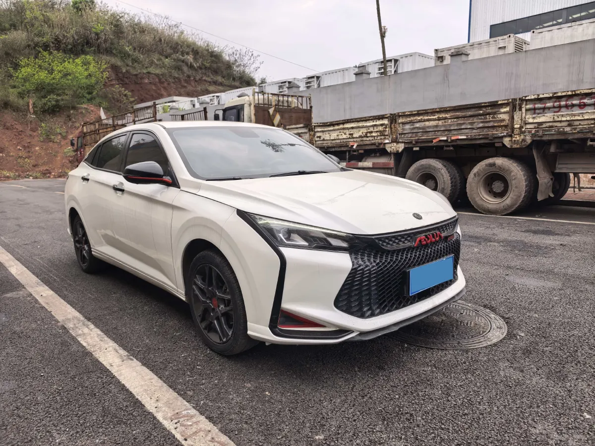 2023 DongFeng Aeolus YiXuan MAX 1.5T 190HP L4 7DCT,autocango,china used car exporter,china ev exporter,chinese used car exporter,chinese used ev exporter