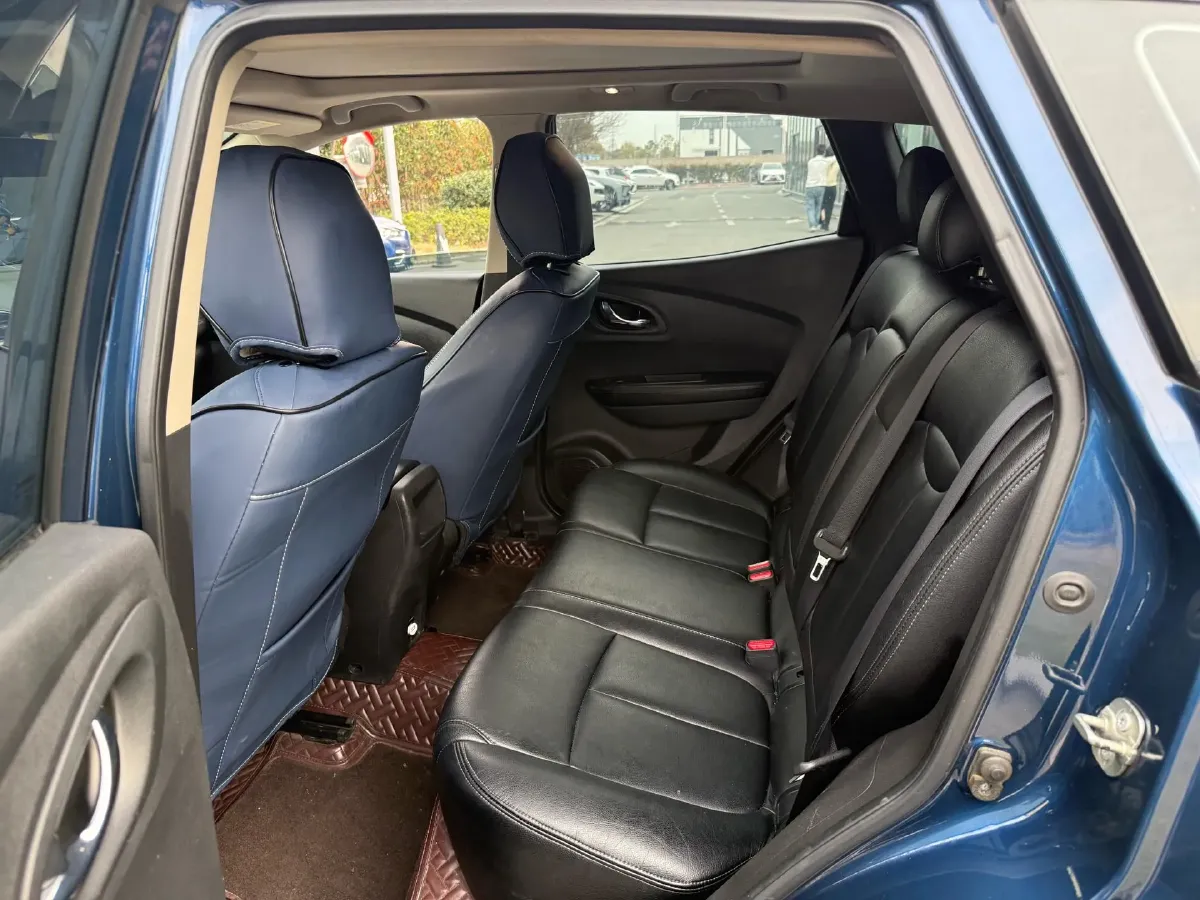 2017 Renault Kadjar 2.0L 150HP L4 CVT,autocango,china used car exporter,china ev exporter,chinese used car exporter,chinese used ev exporter